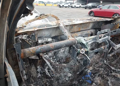 2015 Ram 1500 Laramie z USA, uszkodzony, nr VIN 1C6RR7VM5FS505313